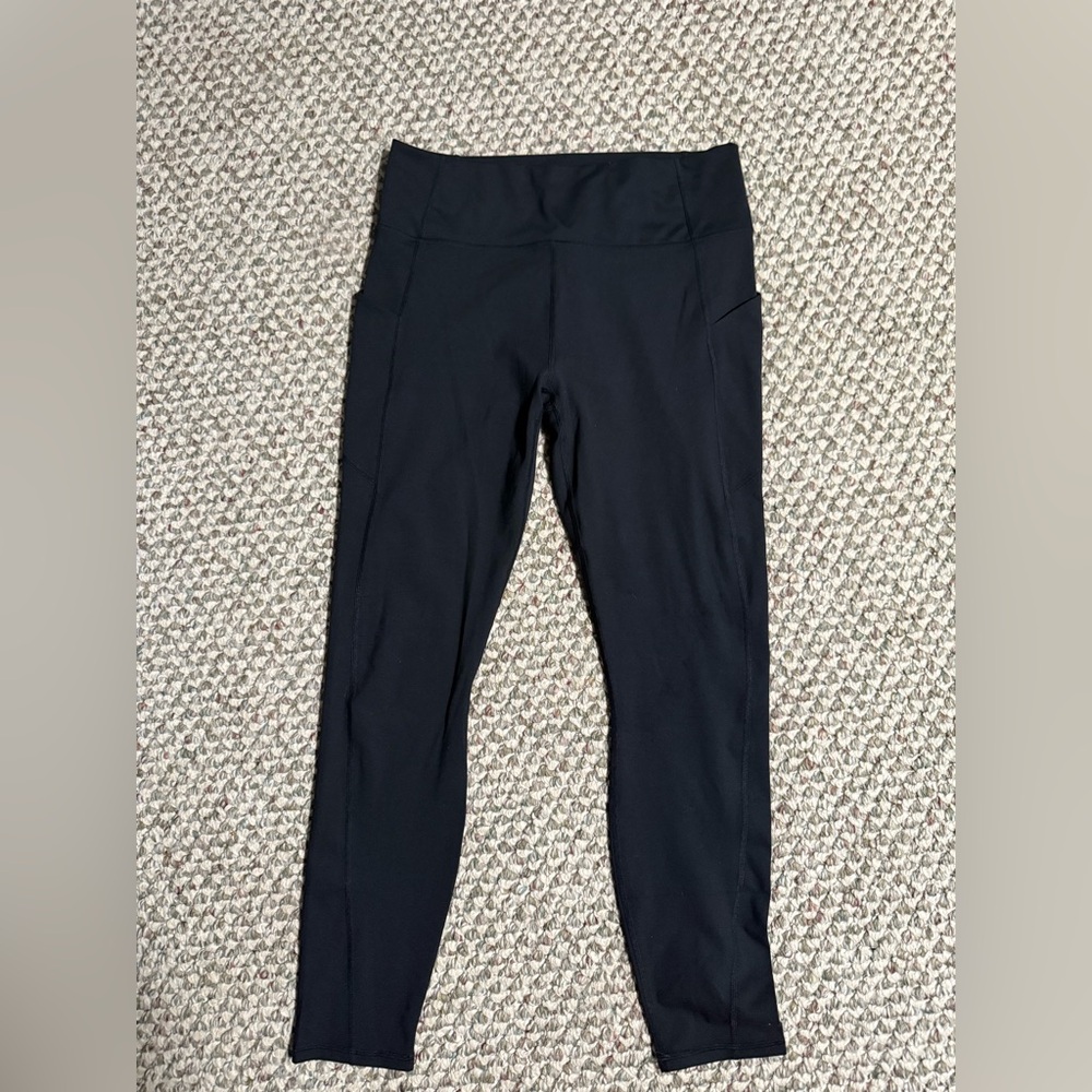 Fabletics Oasis High-Waisted Leggings in Black